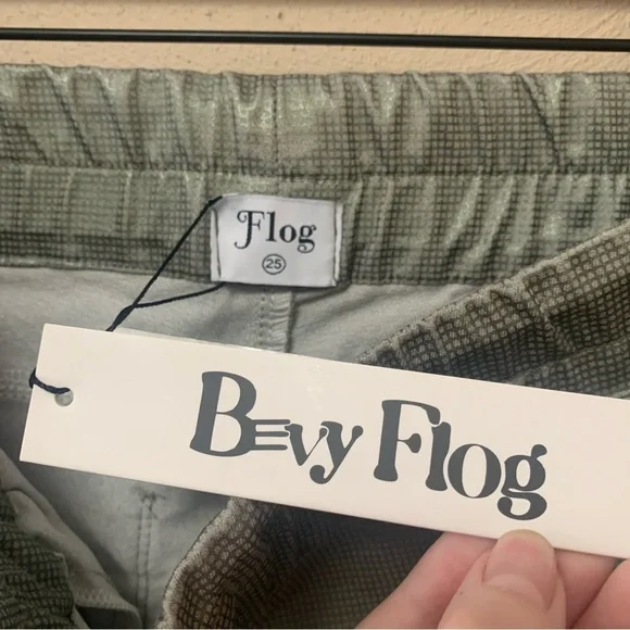 Bevy Flog Shely Pants in Sage Green OG Size 25 NWT New